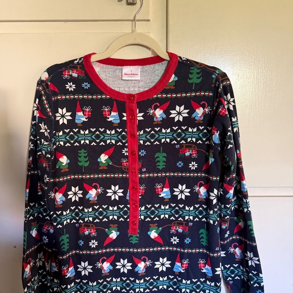 Hannah Andersson Gnome Sweet Gnome Holiday Nightgown Adult Size Small - Picture 2 of 10